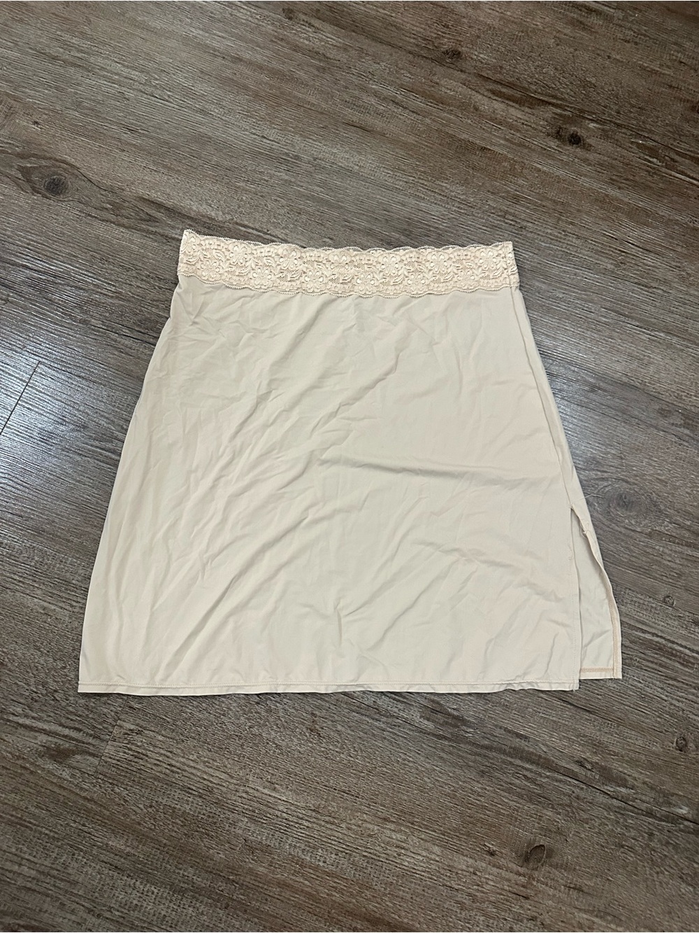 Jockey Cream Lace-Waist Half Slip Skirt